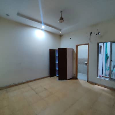 Lower Portion For Rent