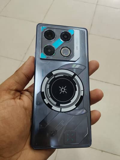 Infinix gt20 pro (24/256gb)
