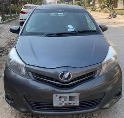 Toyota vitz 2013