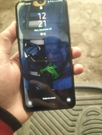 Samsung a50 4gb 128gb exchange possible