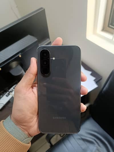 Samsung a36 5G just few days used