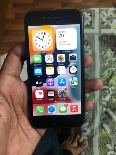 iphone 7 pta approved all ok 10/8 condition
