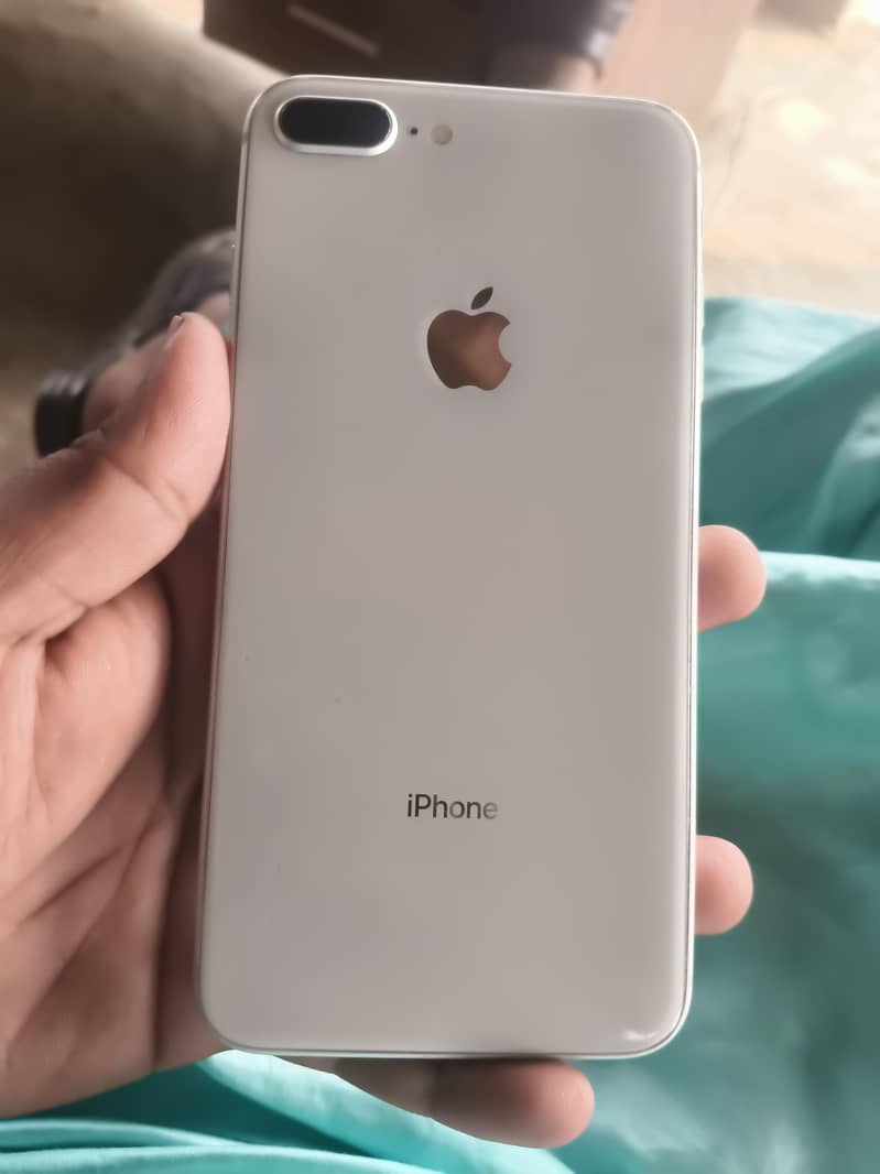 iphone 8 plus 1