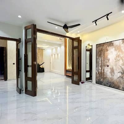 In Lahore You Can Find The Perfect House For Sale