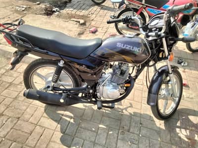 10/10 use 2300only new bike  koi msla nahi