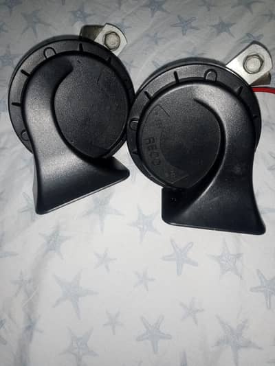 E-280:Reco Horns urgent for sale