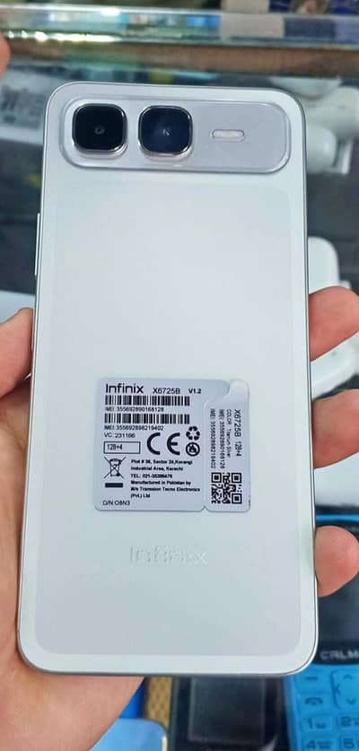 Infinix smart 10 plus 8day used  Nre