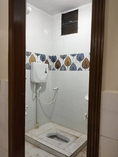 Larib Garden Flat For Sale 2 Bed Lounge *Code(15546)*