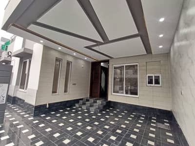 5 Marla Double Story New House For Sale Khayyaban Valley VIP ideal location Near To Susan Road Madina Town FSD