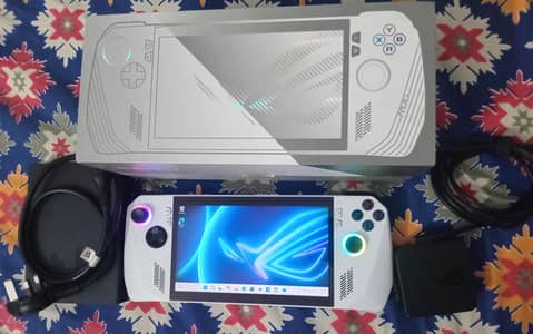 Asus Rog Ally Z1 Extreme like New