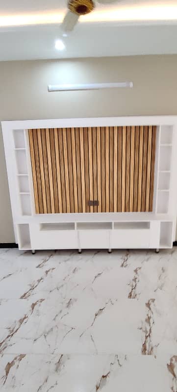 Separate Gate Upper Portion All Facilities 2