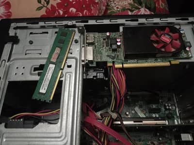 4gb ram ddr3 or r7 250 2gb graphic card