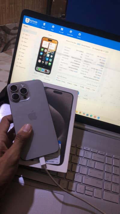 Apple iPhone 15 Pro Max