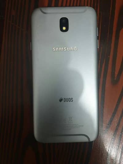 Samsung J7 pro, excellent condition-Whatsup 03340007683