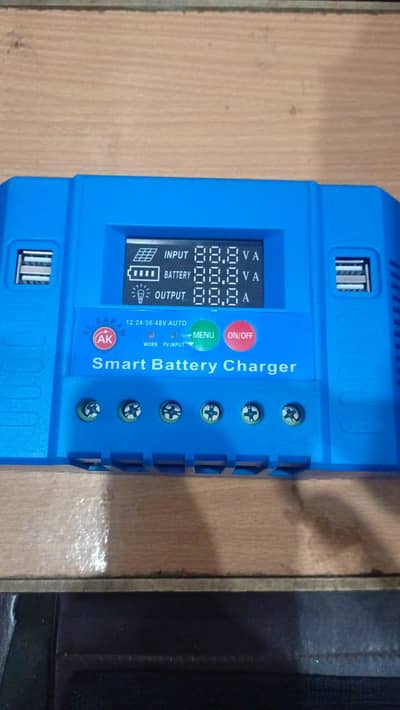 60A smart sollar charger controller 12/25/36/48V Auto | dual usb ports