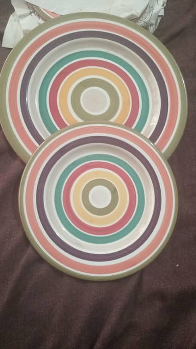 PIER 1 IMPORTED DINING PLATES