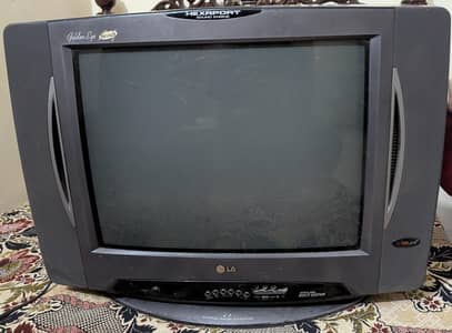 LG tv good condition full size . . without remote