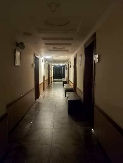 2 kanal building 50 +room in Johar town