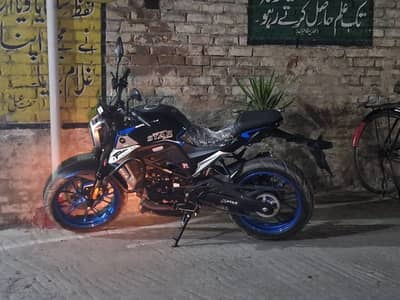 Super Star 200cc Special Edition 2025 - 2,400 KM Driven- First Owner