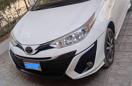 Toyota Yaris 1.3 Aero ATIV CVT