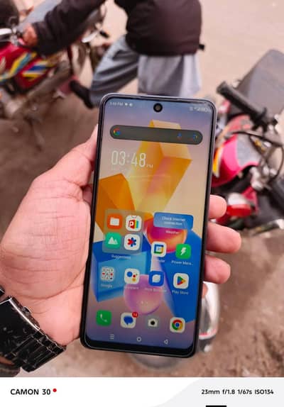 infinix hot 40 pro 16/256 good condition