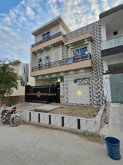 Beautiful 7 Marla House for Sale