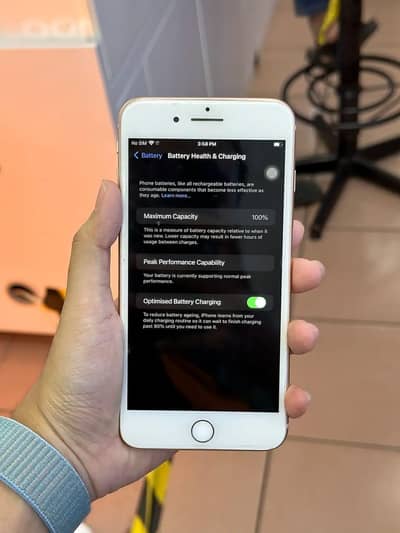 Iphone 7 plus 128gb My WhatsApp 03254496691