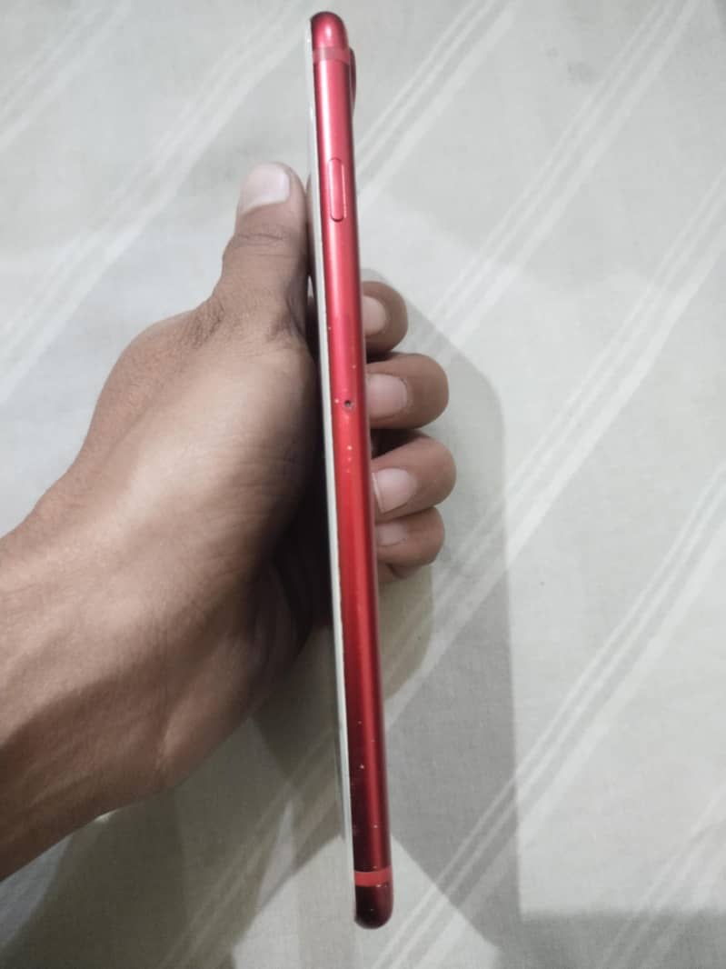Iphone 7plus 128GB – Red PTA appored officail | 10/10 Condition 2