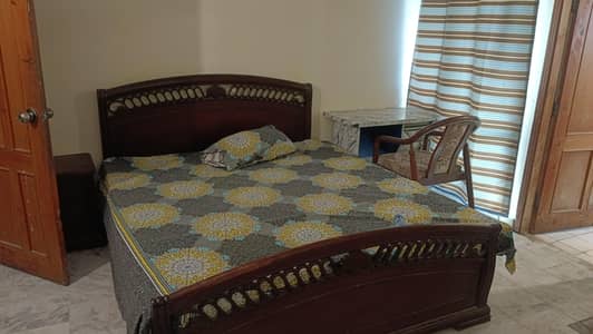 F_10 AL MUSTAFA TOWER ONE ROOM FURNISHED AVAILABLE FOR RENT