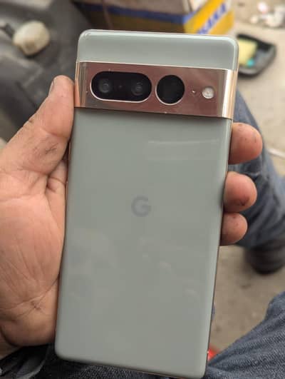 pixcel 7 pro Pta Official aproved 10/10 orignal charger