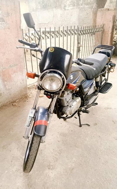 Suzuki GS-150 2014 /Mint Condition /PUNJAB Registered/1st Owner