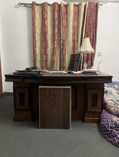 Big size office table/conference table/workstation/computer table