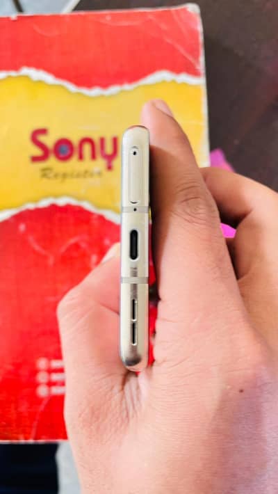 OnePlus 8 panel main line hai no shade 10by 9 or koi easho ni