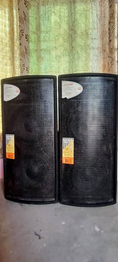 12+12 woofers 8 power lahori mixer sp4 set