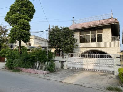 House for Sale in Chaklala Scheme 3 Prime Location!