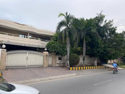 1 Kanal Beautiful Furnished House For Sale In Chaklala Scheme 3 Prime Location