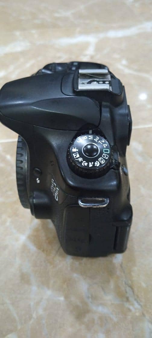 CANON EOS 60D 1