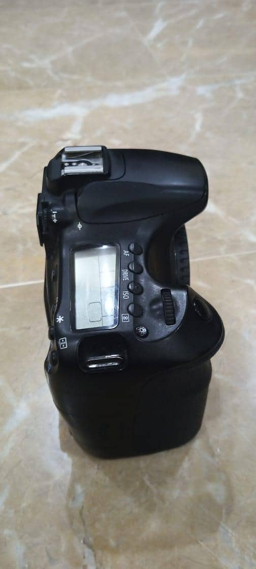 CANON EOS 60D 2