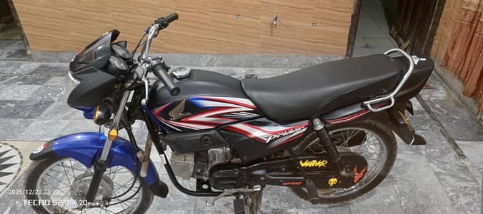 HONDA pridior C 100 Blue Color condition All ok a documents ok