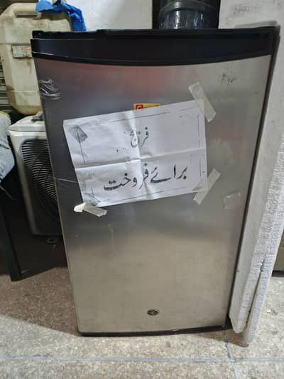 Dawlance room fridge