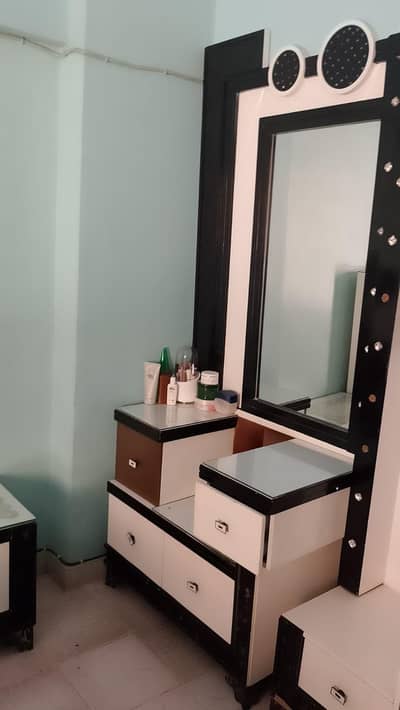 lasani wood furniture