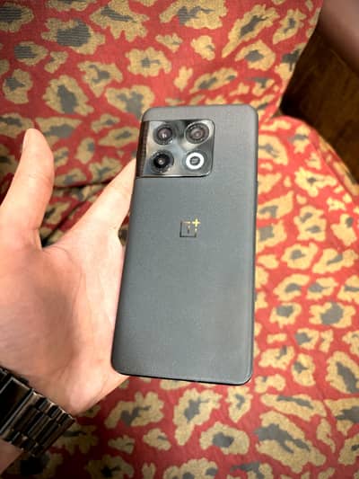 One Plus 10 Pro non pta