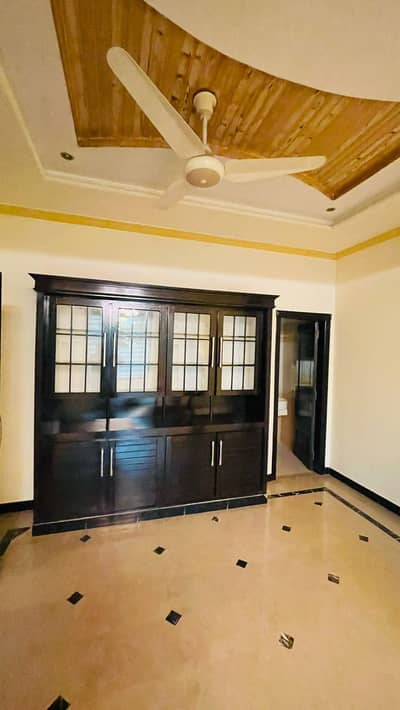 7 Marla Beautiful Ground portion available for rent G-13