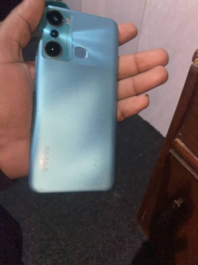 infinix hot 20i 4/64 with box Pta approved
