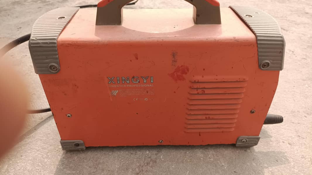welding machine 1