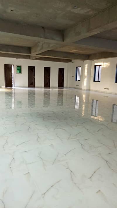 1 Kanal Commercial Hall 1st Floor For Rent In Main Ferozpur Road For Snooker Club, Multinational Company, Call Center, Software House, Other Company Office Any Commercial Activities