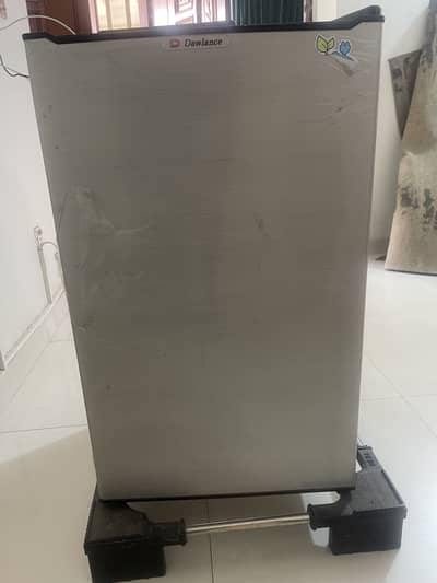 mini dawlance fridge+freezer