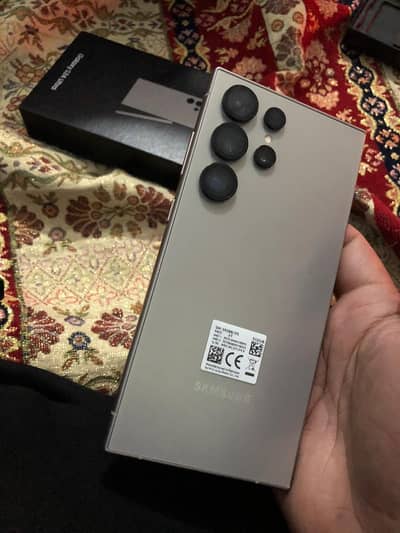 Samsung Galaxy S24 ultra good condition