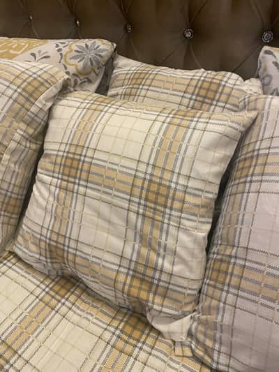 Bed spread by Apricot