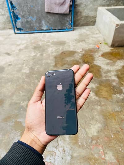 I phone 8 64 Gb